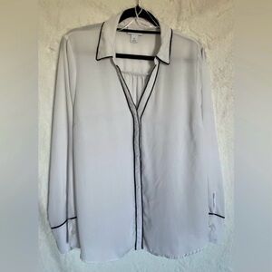 Liz Claiborne Long Sleeve Button-Down Blouse